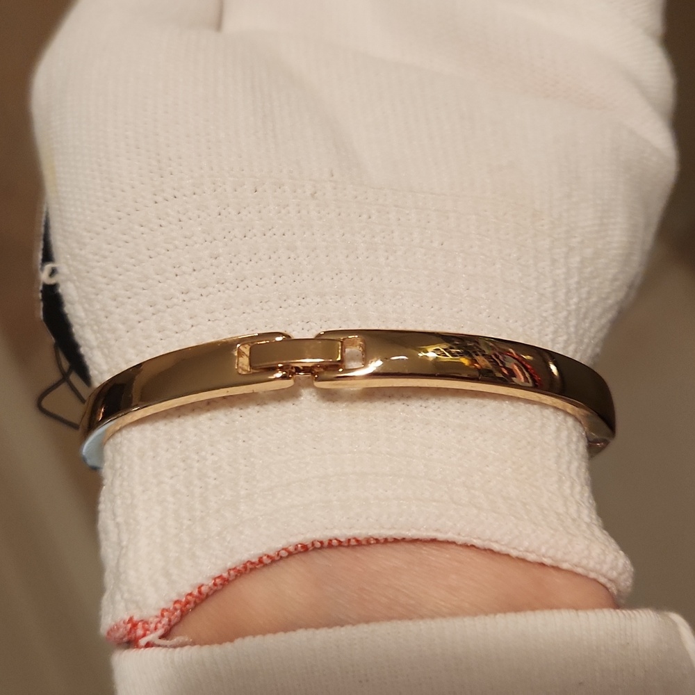 GUESS Gold Bracelet with Clear Stones Logo Accent - Picture 14 of 16